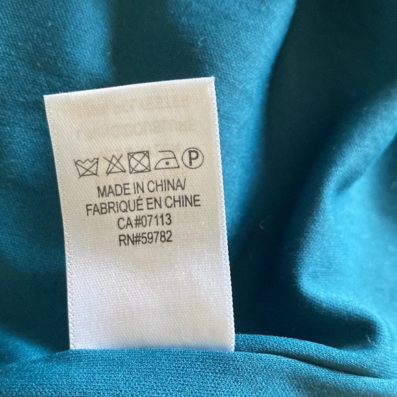 Formal wear, lace top, knee length evening dress - Picture 6 of 6